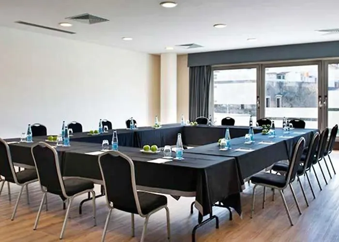 Szálloda Melia Ria Aveiro