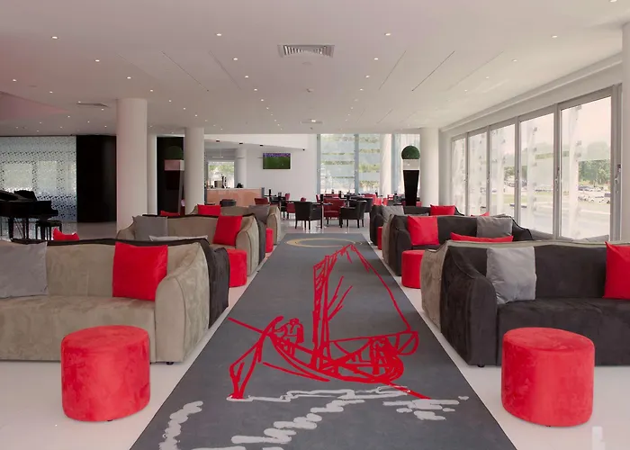 Szálloda Melia Ria Aveiro